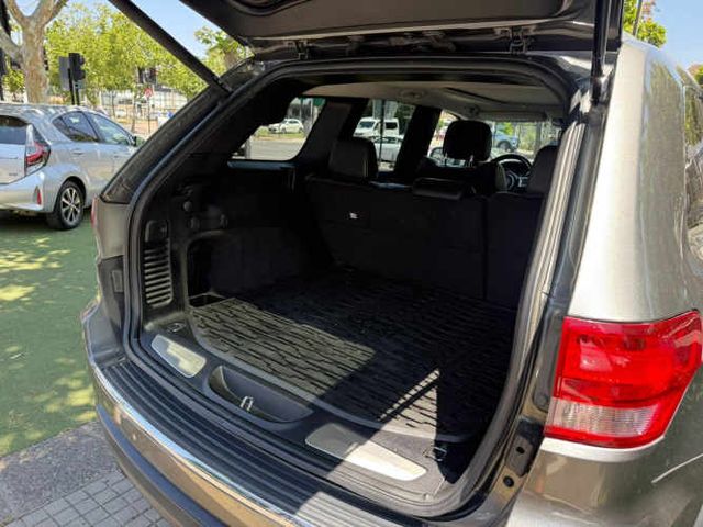 JEEP GRAND CHEROKEE  OVERLAND 4X4 5.7 V8 AUT 2012