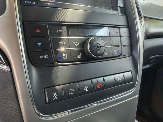 JEEP GRAND CHEROKEE  OVERLAND 4X4 5.7 V8 AUT 2012