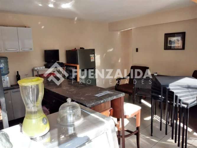 LOCAL COMERCIAL Luis Thayer Ojeda/ Carmen Sylva