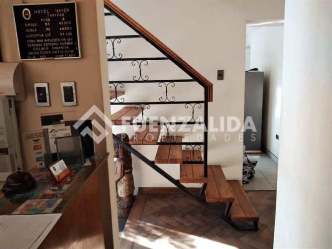 LOCAL COMERCIAL Luis Thayer Ojeda/ Carmen Sylva