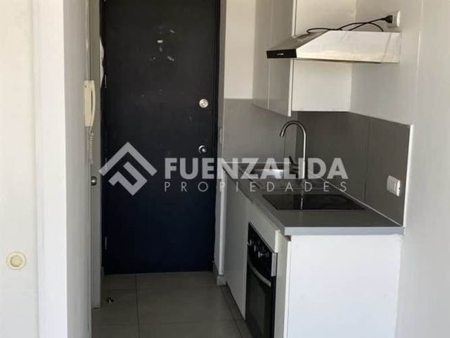 DEPARTAMENTO Calle Frankfort a 3 cuadras del metro Departamental