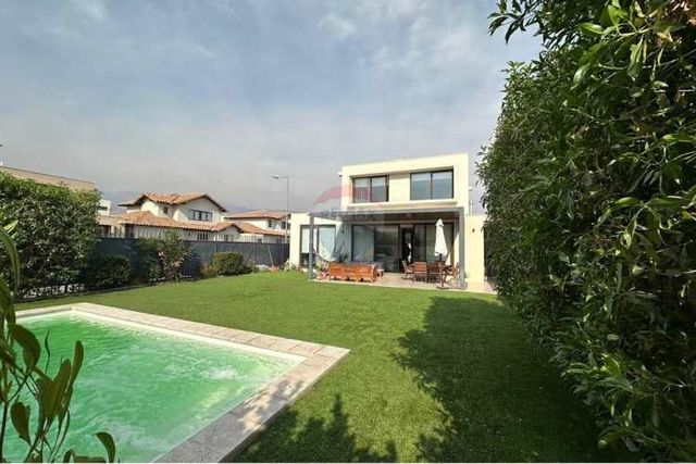 Venta casa no perimetral - con piscina