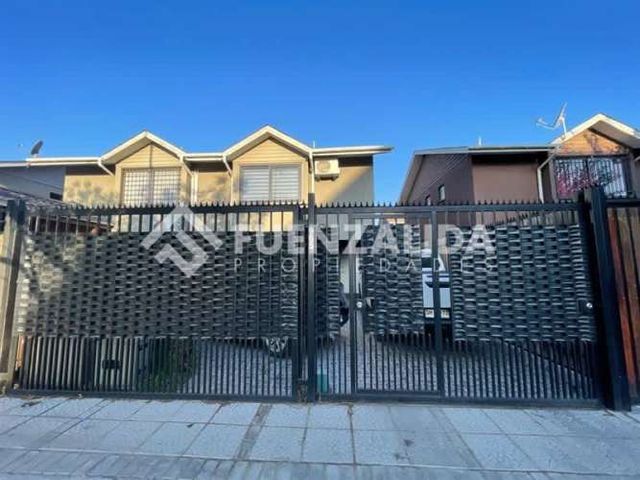 CASA Av. El Rosal con Jorge Alessandri