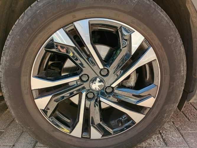 PEUGEOT 2008 PURETECH 