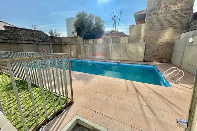 Vista despejada 3d-1 b -estacionamiento y bodega