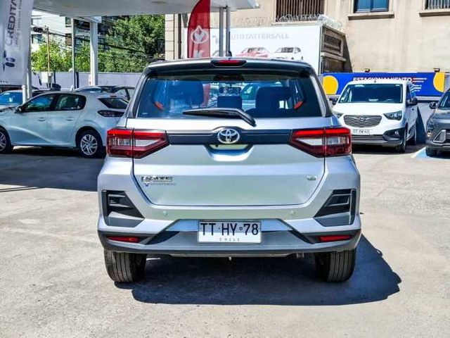 TOYOTA RAIZE 2025