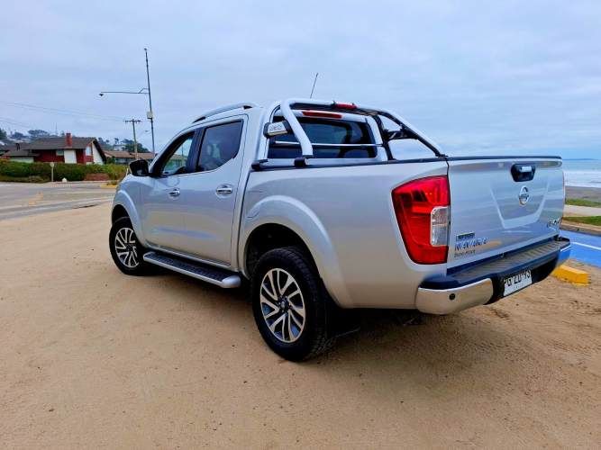 NISSAN NAVARA TOPE DE LINEA AUTOMATICA, 4X4, DIÉSEL