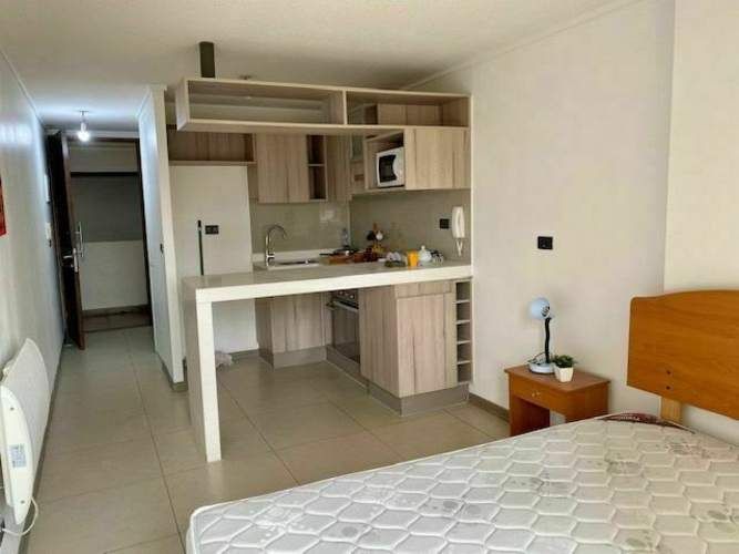 ESTUDIO AMOBLADO CON ESTACIONAMIENTO Y BODEGA