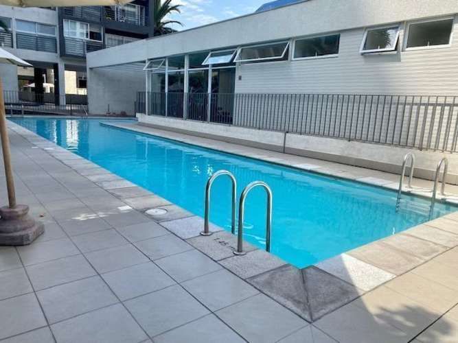 ESTUDIO AMOBLADO CON ESTACIONAMIENTO Y BODEGA