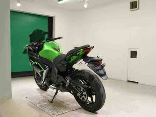 NINJA KAWASAKI 400cc