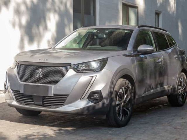 Peugeot 2008 Puretech 130 Eat8 2022