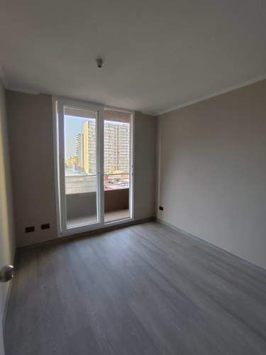 SE ARRIENDA DEPARTAMENTO EN LA CISTERNA