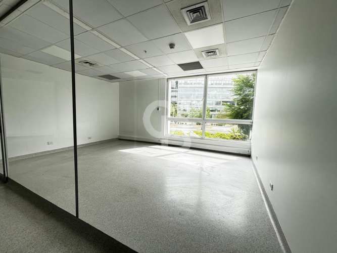 Oficina habilitada en Ciudad Empresarial 281m2