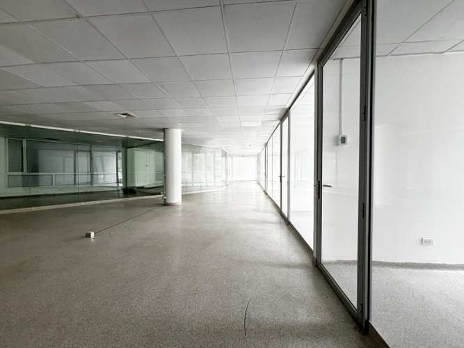 Oficina habilitada en Ciudad Empresarial 281m2