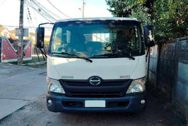 Camión 3/4 HINO 300 XZU 6.5 DC – Año 2018