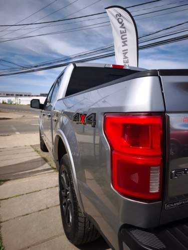 FORD F150 PLATINUM