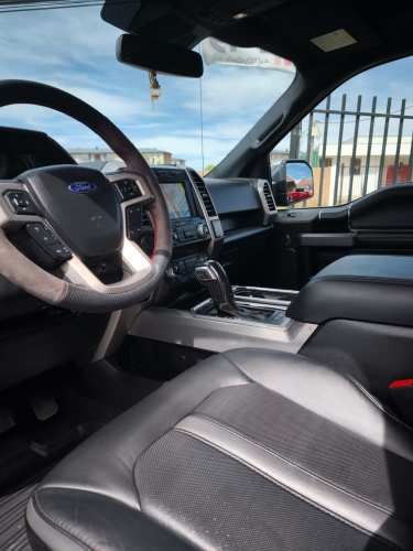 FORD F150 PLATINUM