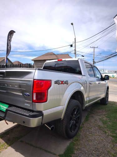 FORD F150 PLATINUM