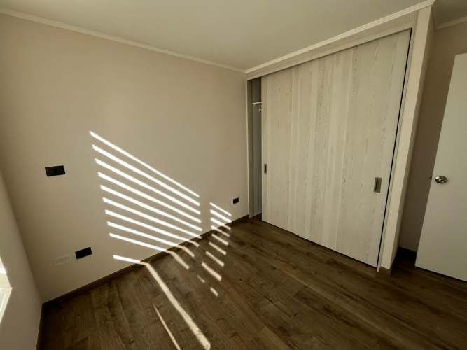 ARRIENDO HERMOSO DP 2 DORMITORIOS 1 BAÑO, EDIFICIO LAGUNA ORIENTE