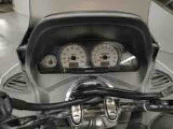 SUZUKI SKY WAVE 250cc