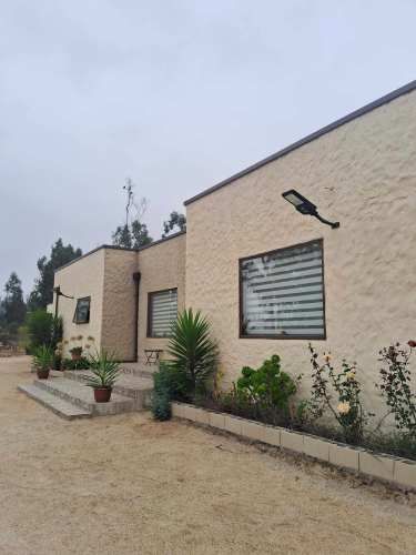 ¡Oportunidad Única en Condominio Península del Lago, Limache!