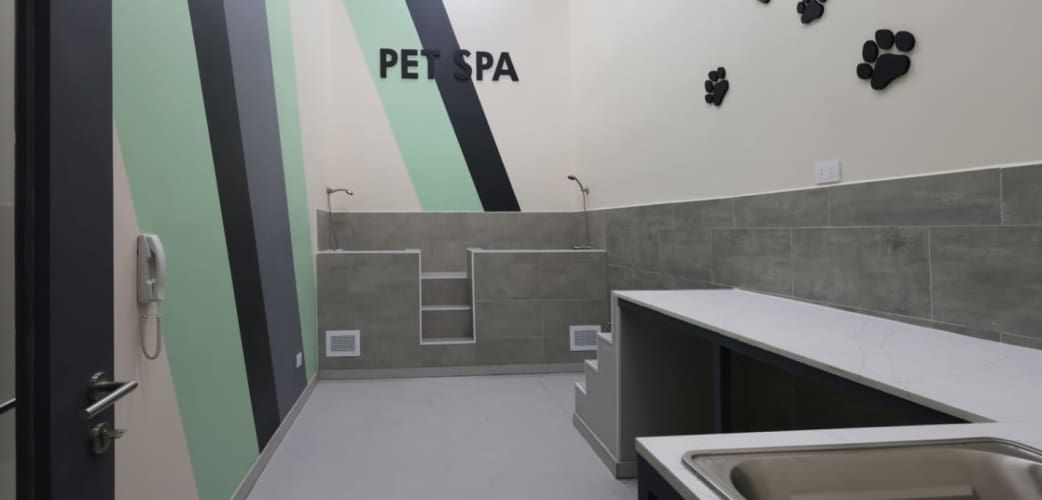 Departamento en arriendo c/ estacionamiento en Parque Los Reyes