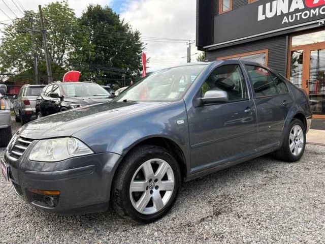 VOLKSWAGEN BORA 2014