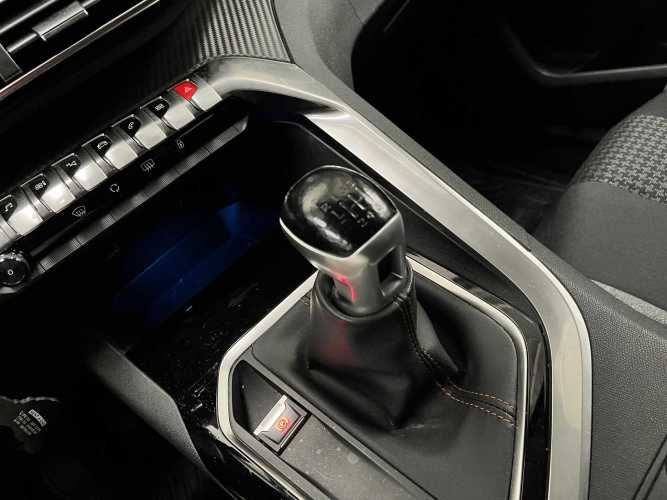 PEUGEOT 3008 ACTIVE BLUEHDI 1.5