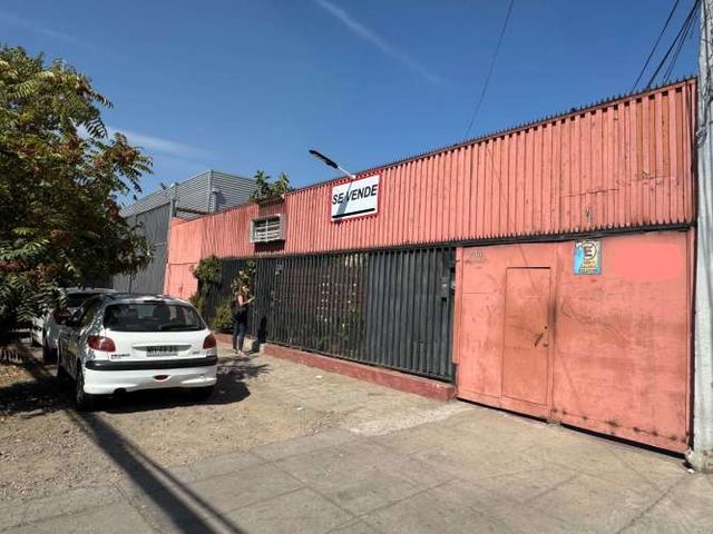 Casa Comercial Cerca de Metro (129626)