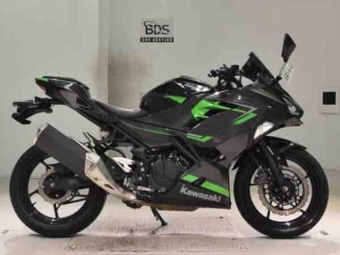 KAWASAKI NINJA 400cc