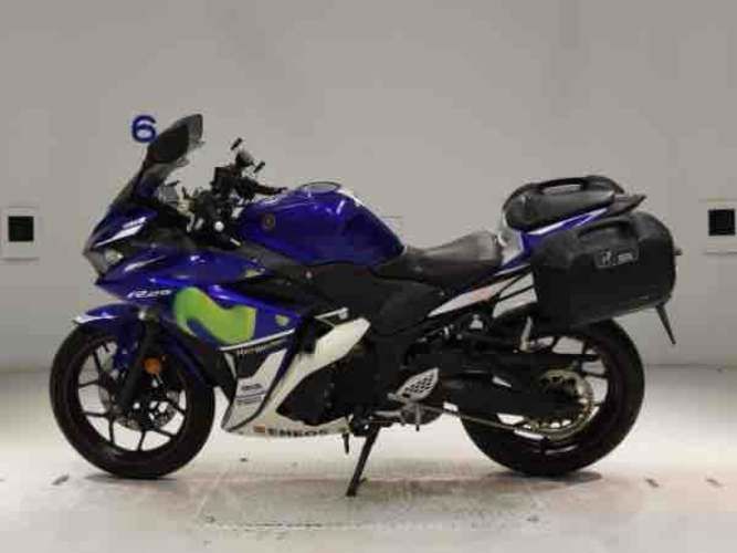 YAMAHA R25
