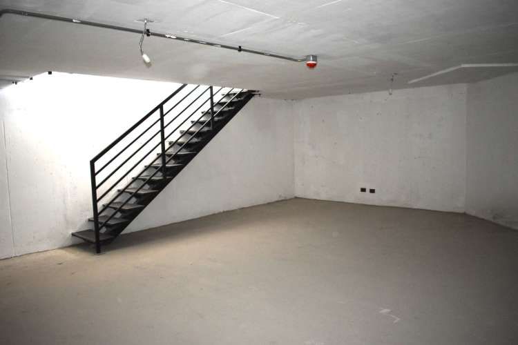 Locales Nuevos, Metro Republica – ULA.