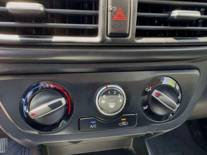 HYUNDAI GRAND I10 GLS 1.2 MEC FULL CARPLAY CAMARA AIRE 2023