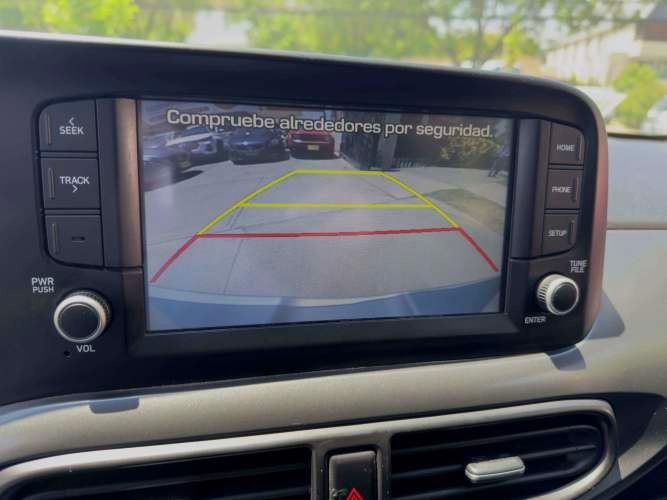 HYUNDAI GRAND I10 GLS 1.2 MEC FULL CARPLAY CAMARA AIRE 2023