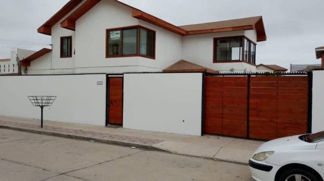 CASA  USO  COMERCIAL  O HABITACIONAL EXCELENTE UBI