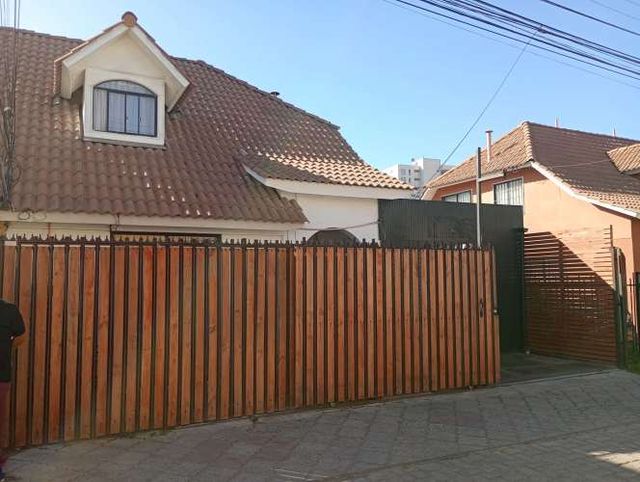 VENTA - CASA 4D 3B 1 LOCAL COMERCIAL SECTOR  SINDEMPART - COQUIMBO