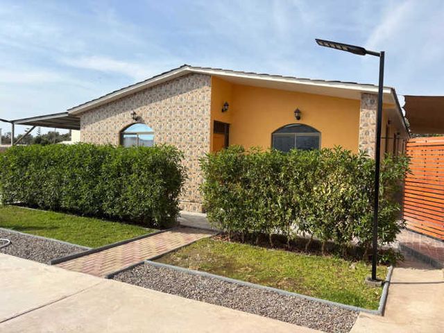 CASA NUEVA EN AZAPA KM 2,5, LISTA PARA ESTRENAR