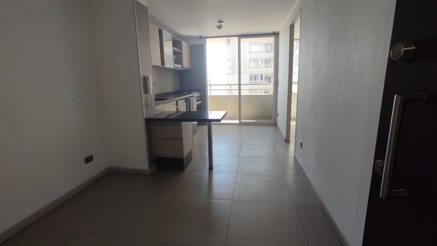 Depto 1D1B Santiago / Tucapel Jimenez