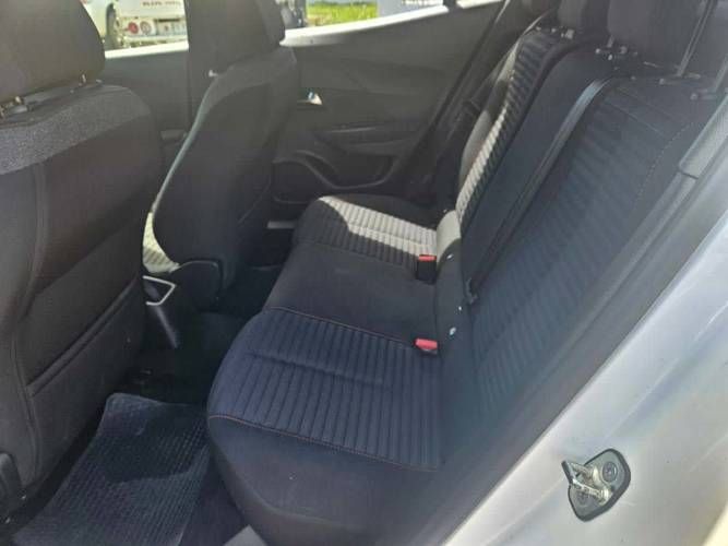 Peugeot 2008 2023 2008 Puretech 130 1.2