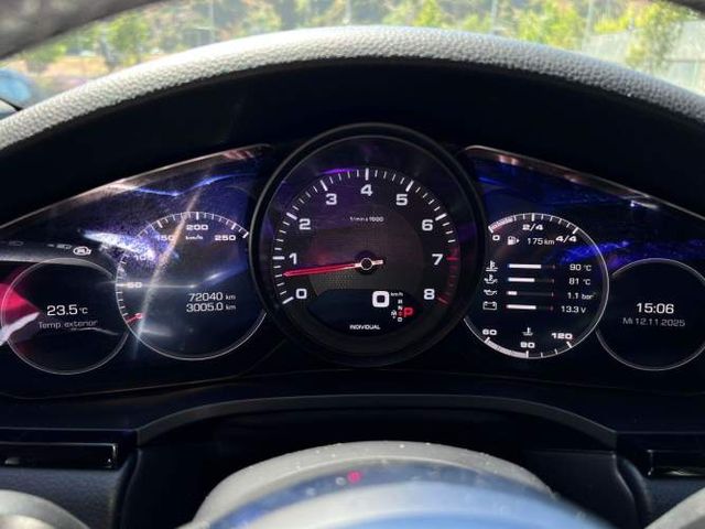 PORSCHE CAYENNE  2019