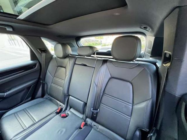 PORSCHE CAYENNE  2019