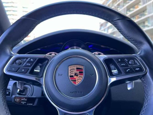 PORSCHE CAYENNE  2019