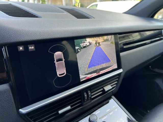 PORSCHE CAYENNE  2019