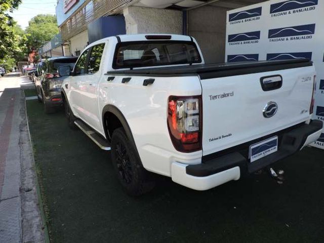 ZX AUTO TERRALORD LUX PLUS 4X4 2.5 DESCUENTA IVA  2023