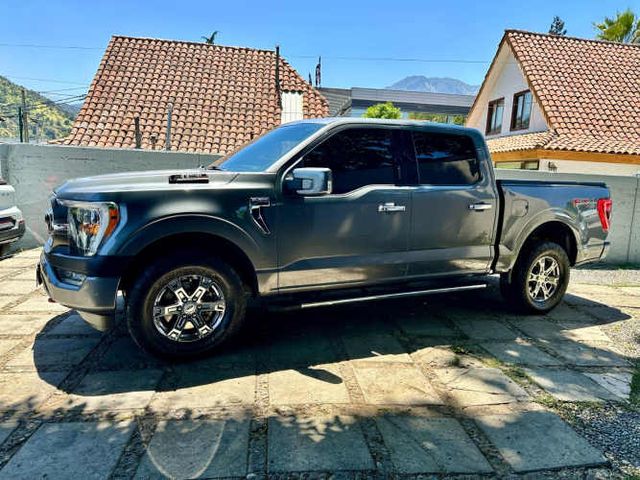 FORD F-150 XLT 5.0 4X4  2021