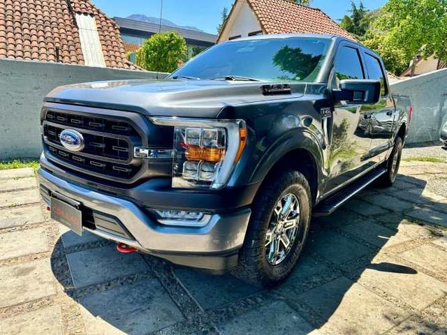 FORD F-150 XLT 5.0 4X4  2021