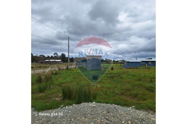 Venta de casa con parcela