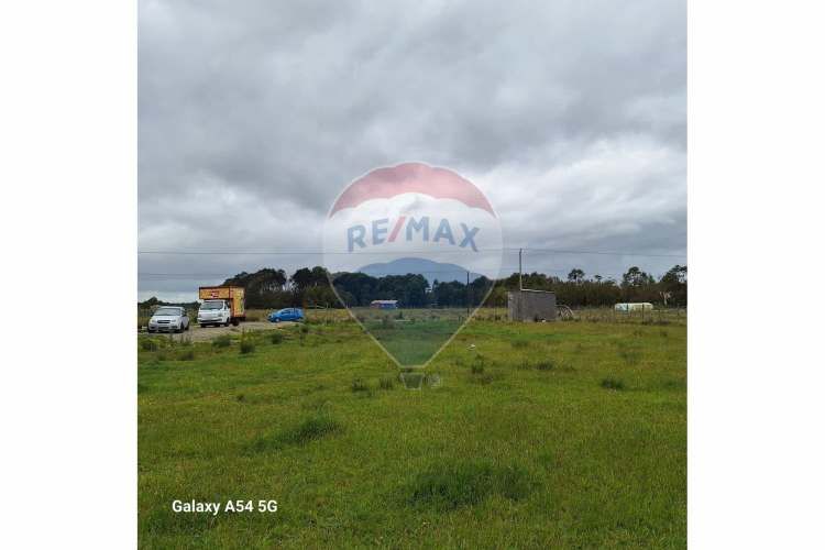 Venta de casa con parcela