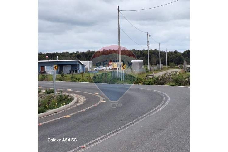 Venta de casa con parcela