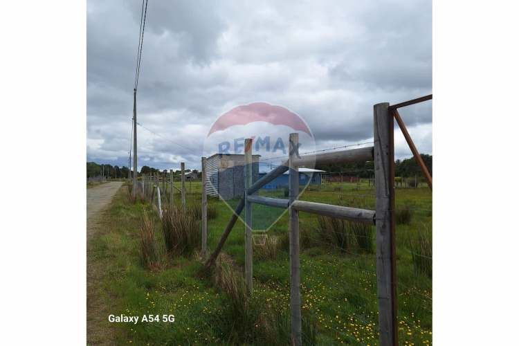 Venta de casa con parcela